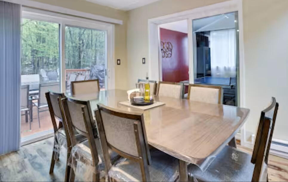 House on Lake Sinca House on Lake Sinca